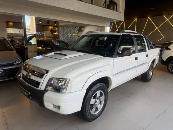CHEVROLET S10 2.8 EXECUTIVE 4X4 CD 12V TURBO ELECTRONIC INTERCOOLER DIESEL 4P MANUAL CHEVROLET S10 2.8 EXECUTIVE 4X4 CD 12V TURBO ELECTRONIC INTERCOOLER DIESEL 4P MANUAL